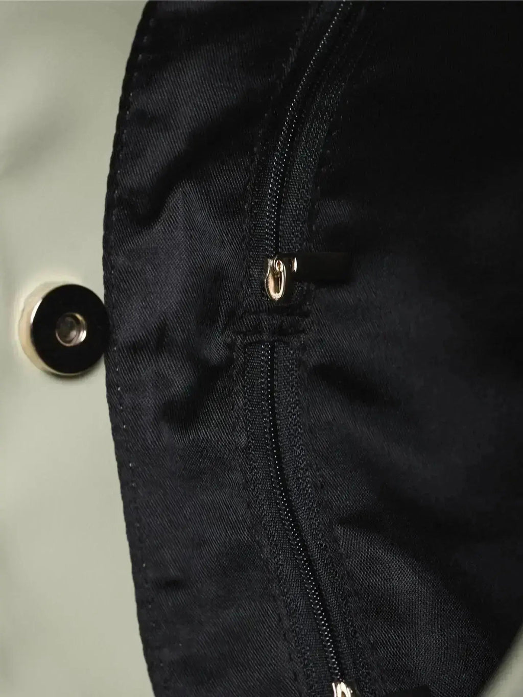 Noir Essence Bolso Elegamma™