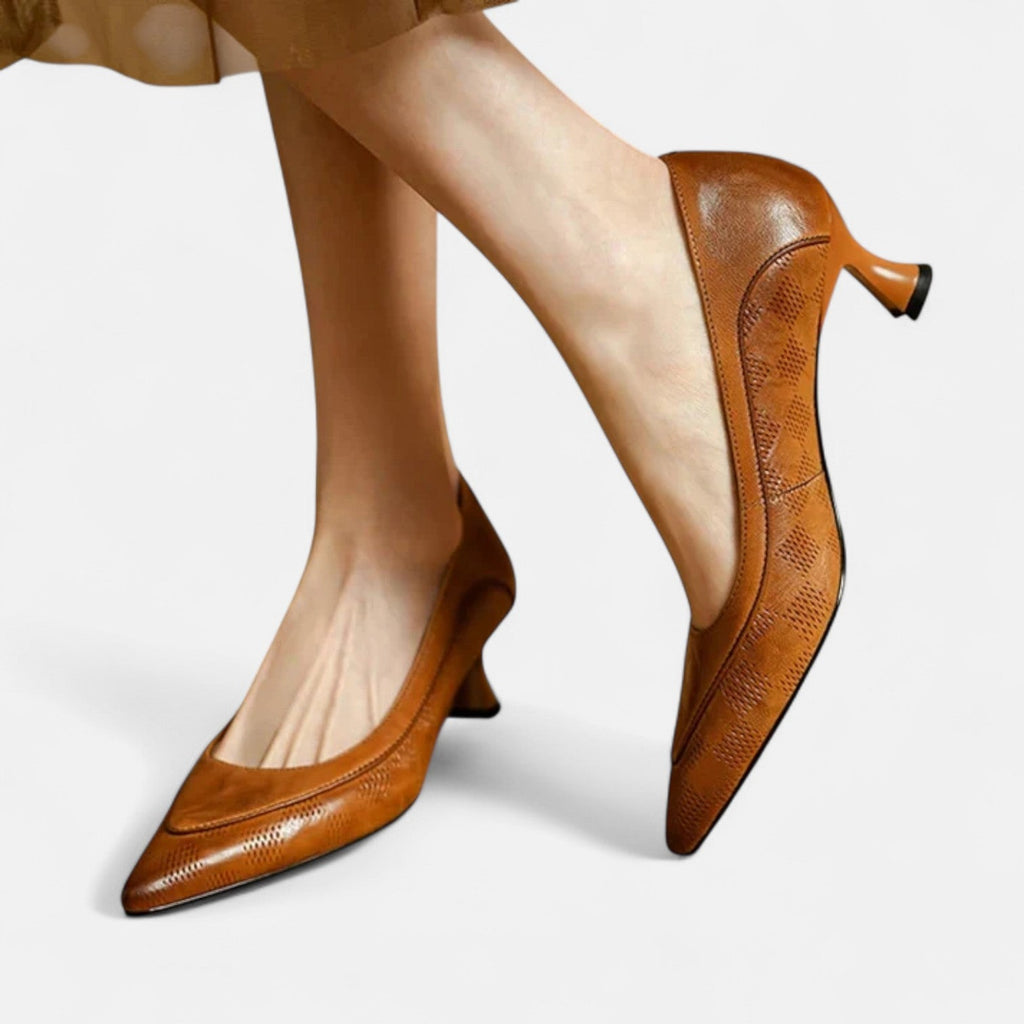 Amara™ | Tacones de Cuero