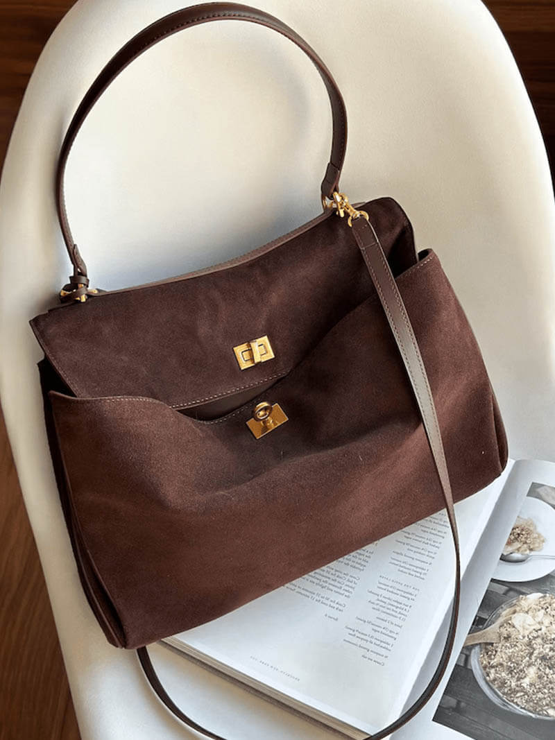Clara Suede™