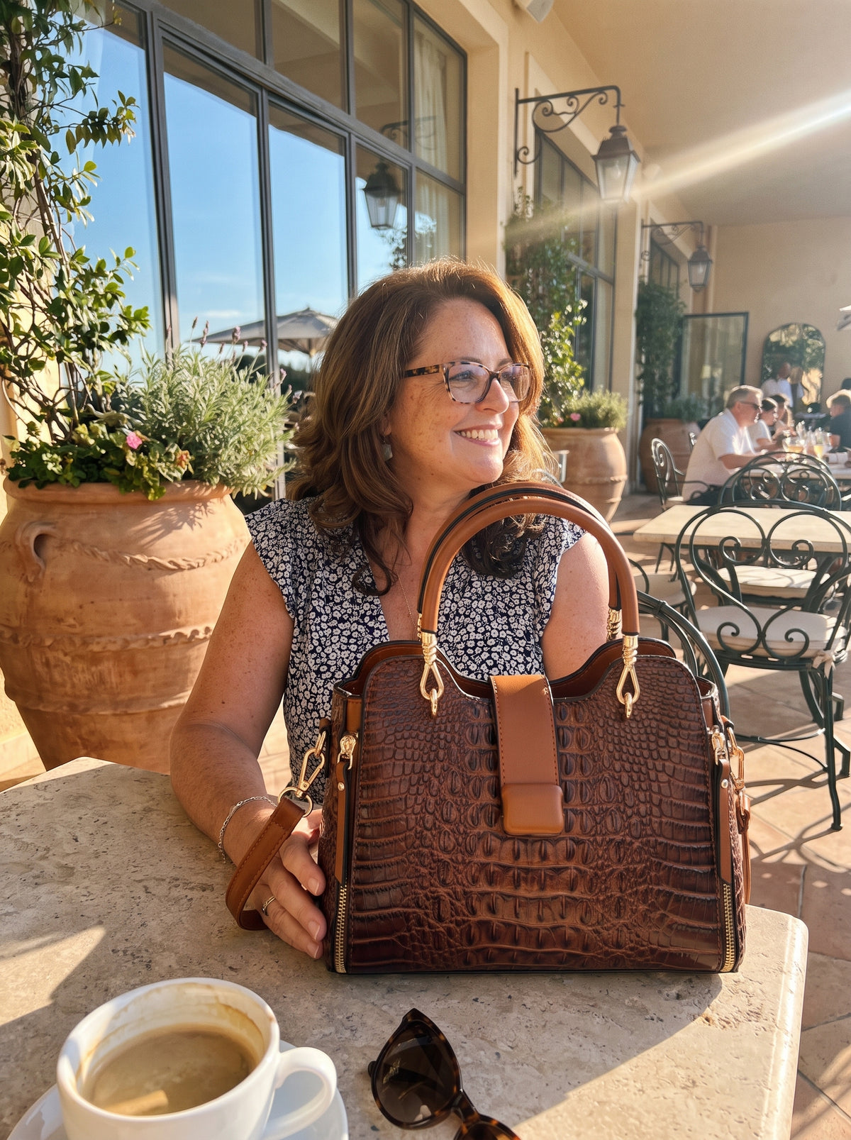 MARA™ | BOLSO BANDOLERA DE PIEL TEXTURIZADA