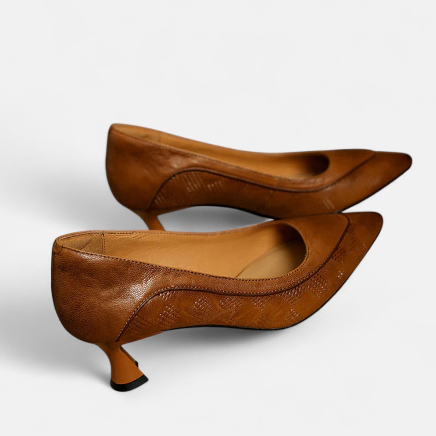 Amara™ | Tacones de Cuero