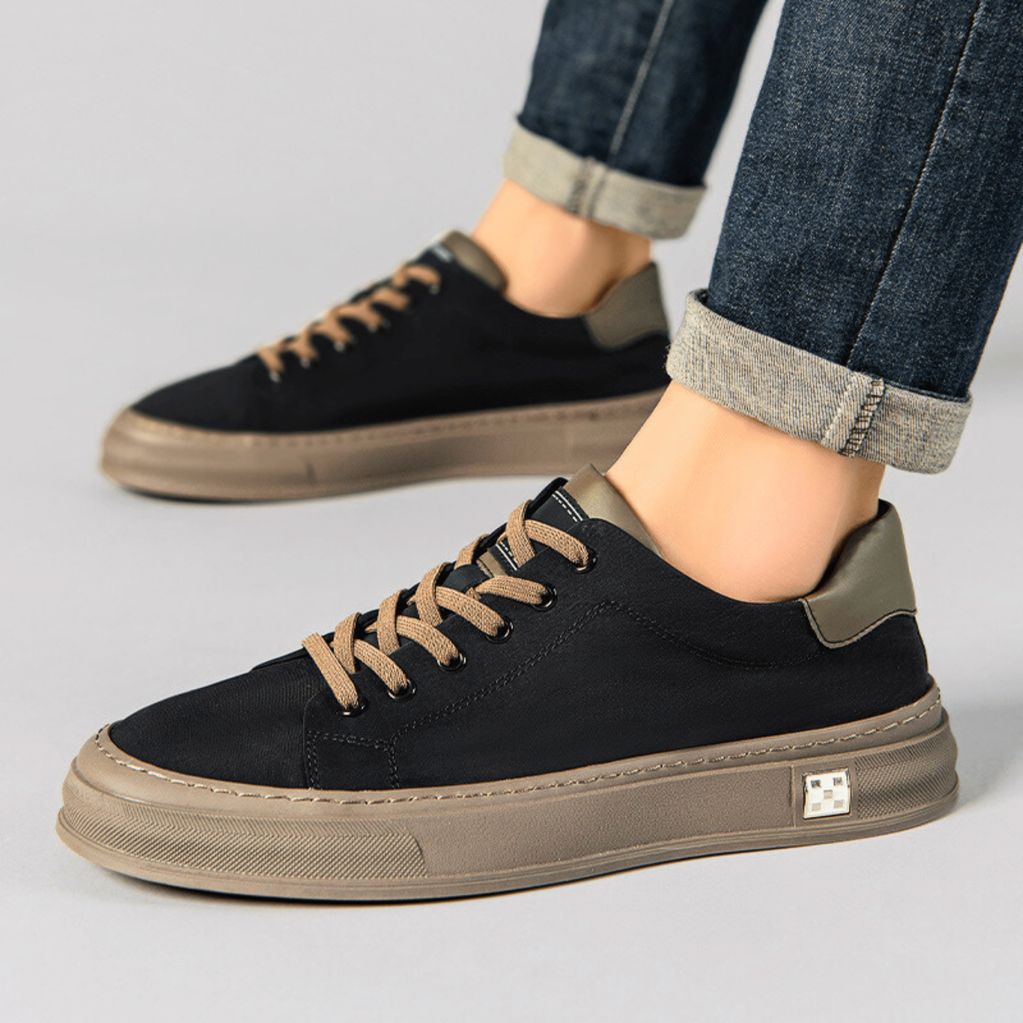 Ariston™ | Zapatilla Clásica